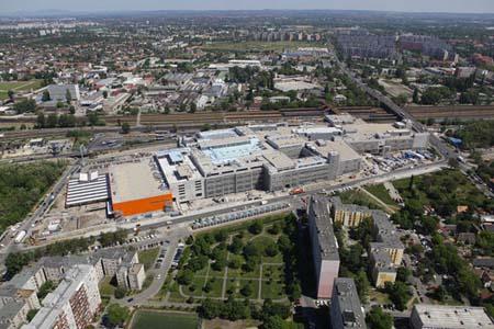 Centre commercial KÖKI Terminál